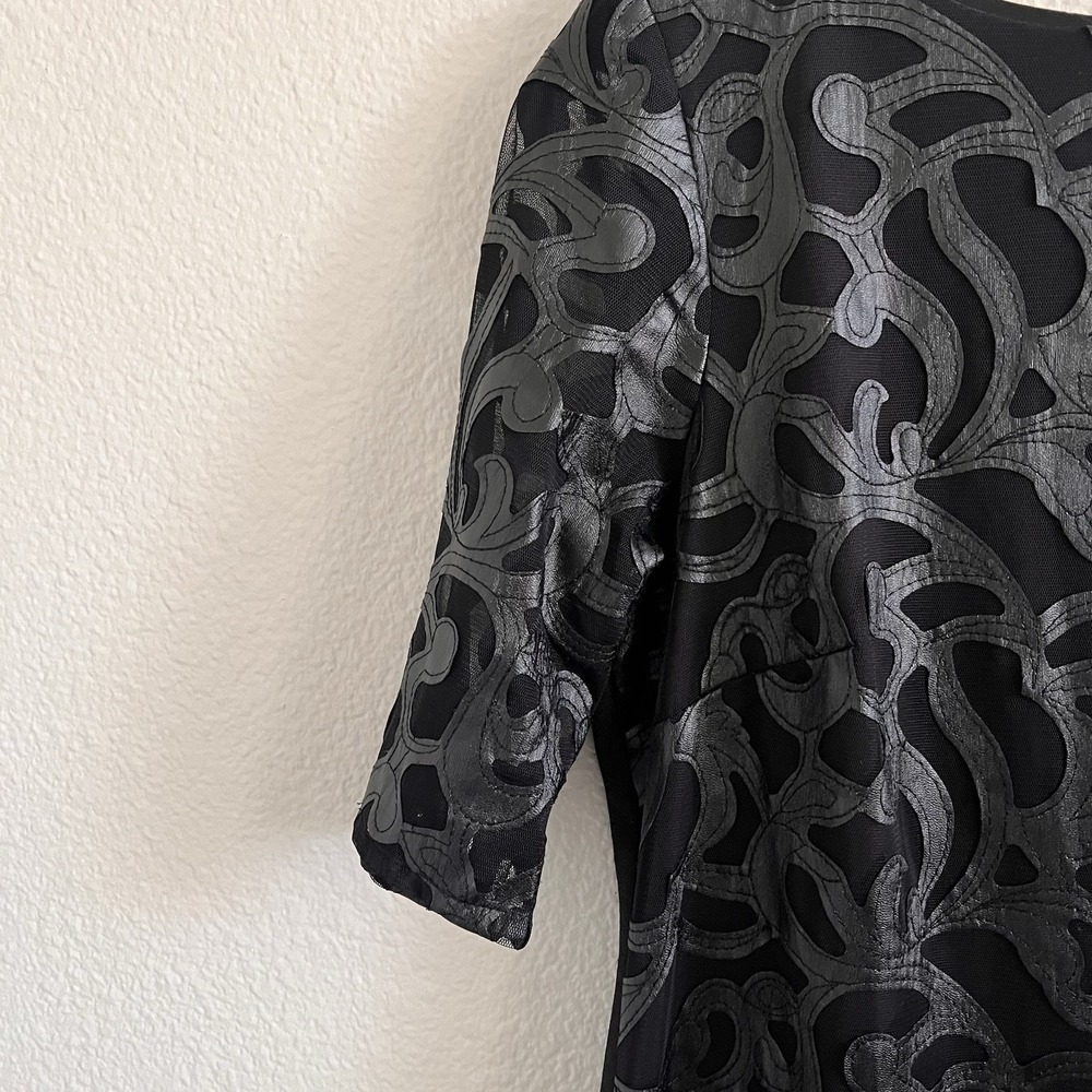 Sandra Darren Sz 8 Sheath Dress Black Faux Leather Burnout Short Sleeve - Picture 5 of 7